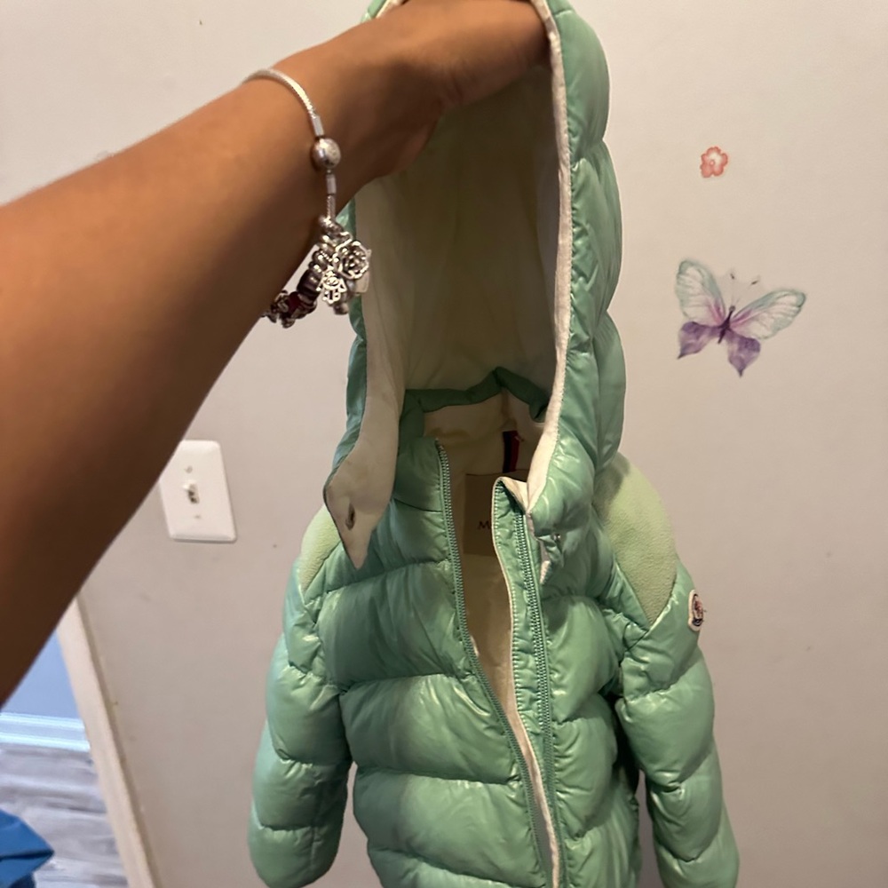 Moncler jacket great condition - Picture 2 of 4